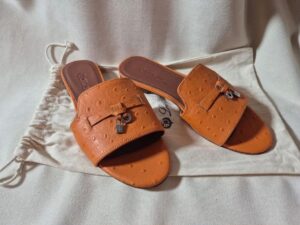 Ostrich Charm Slides