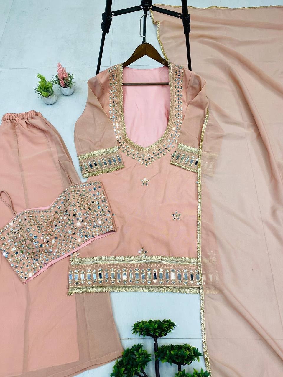Sheesham Suit - Image 3