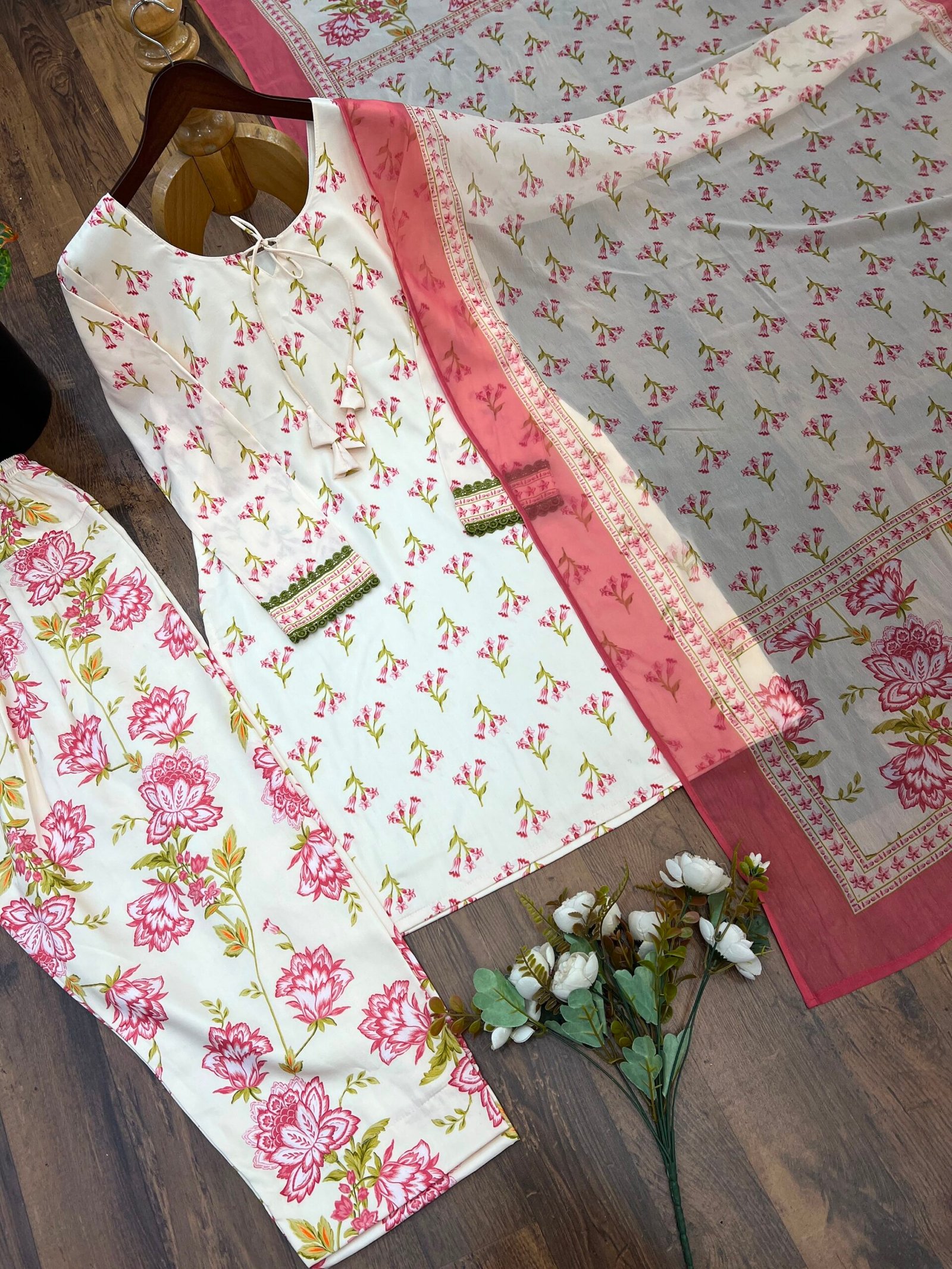 Floral Bloom Suit - Image 3
