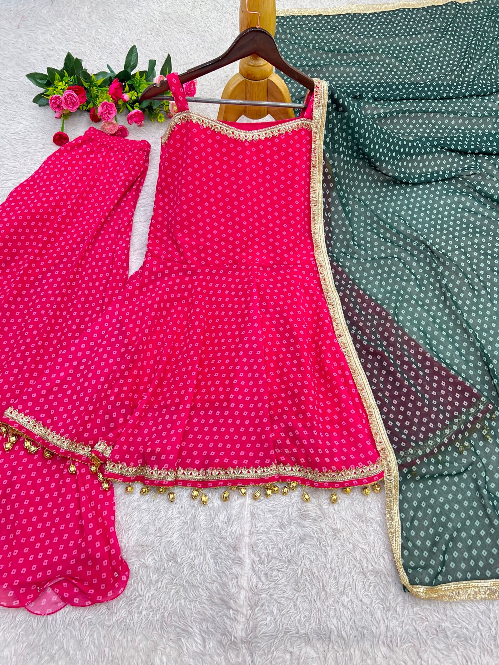 Gulabi Sharara Suit - Image 3