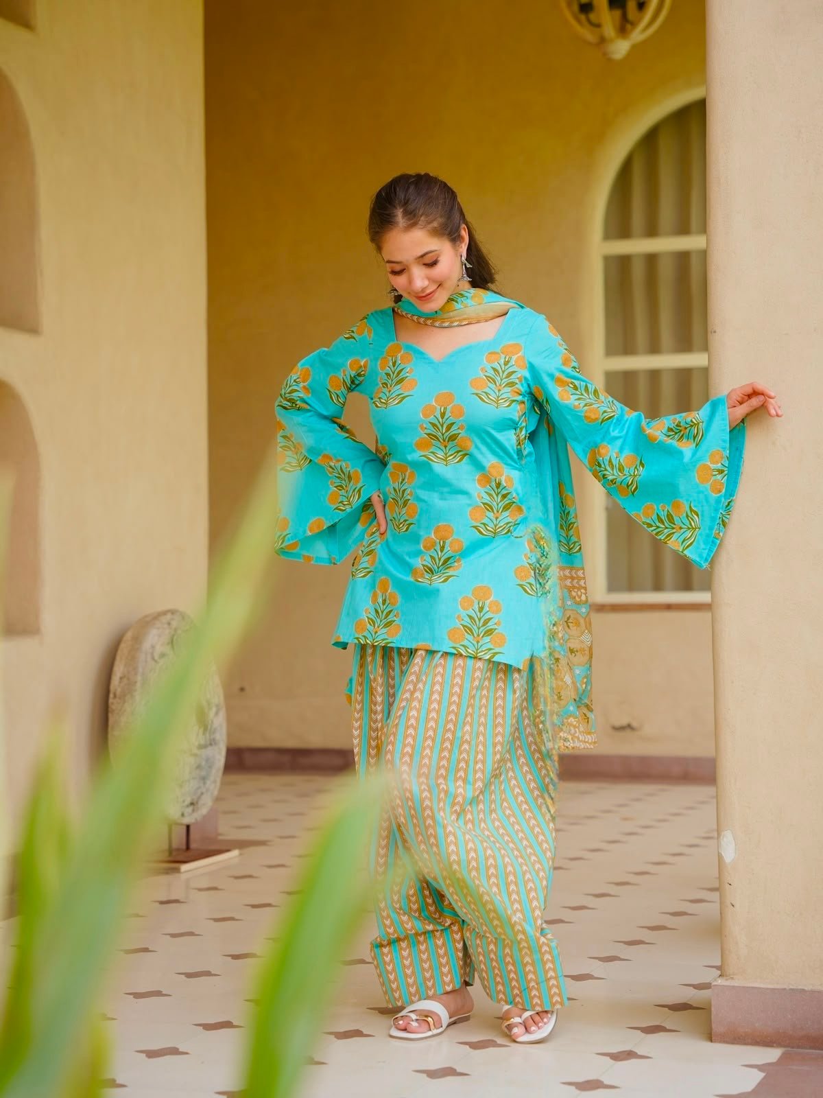 Aqua Blue Farshi salwar suit - Image 4