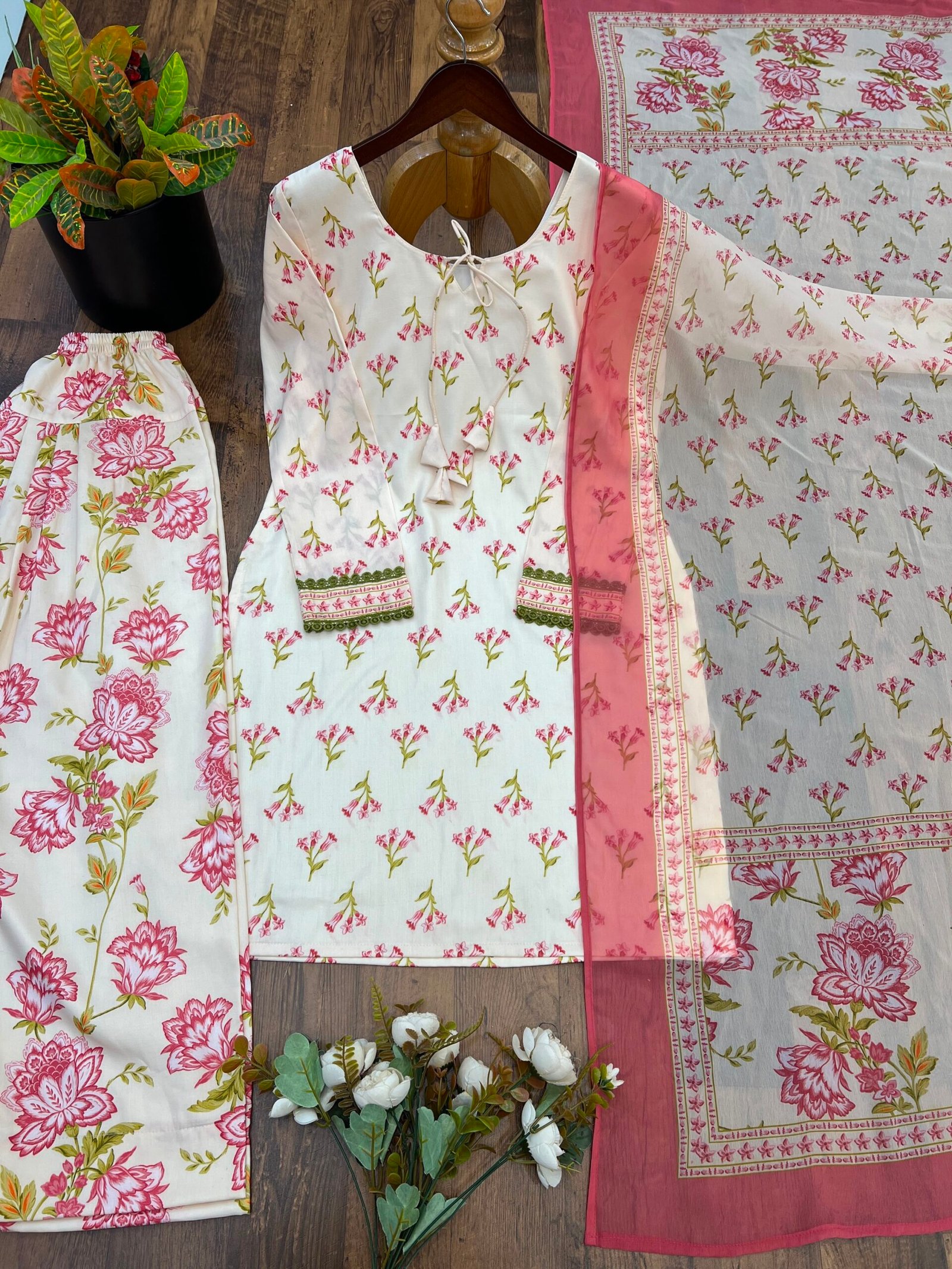 Floral Bloom Suit - Image 4