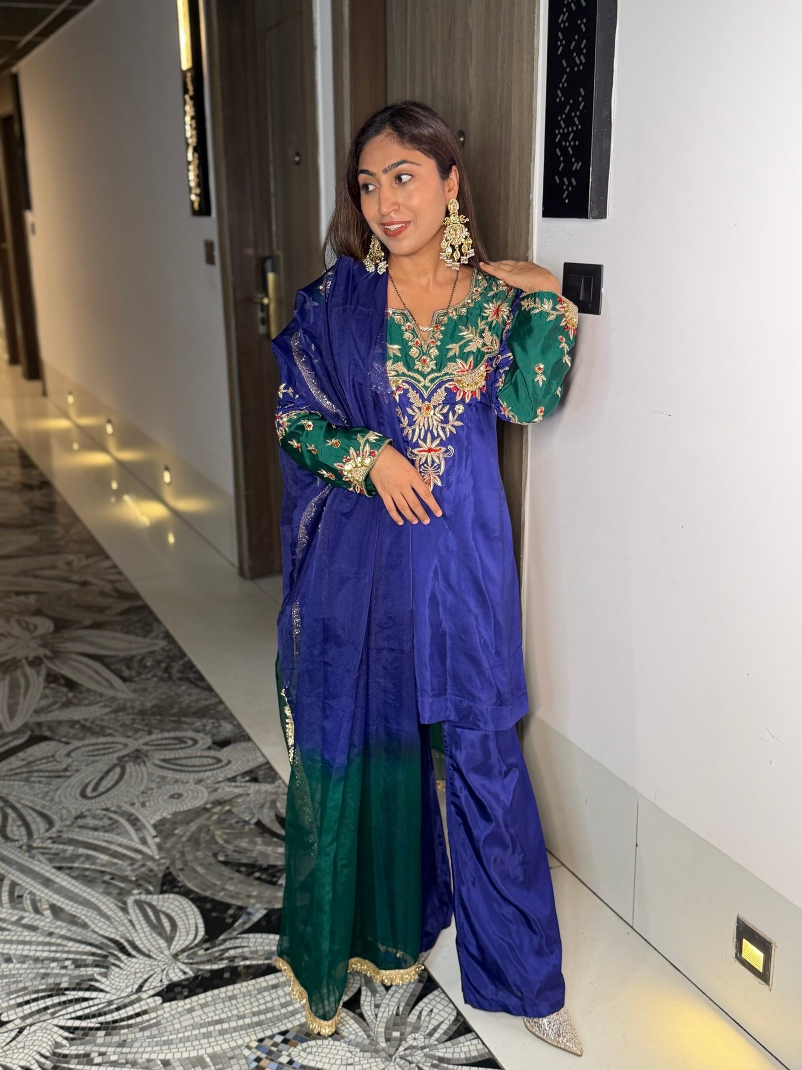 Shahi Gulneel Suit - Image 3
