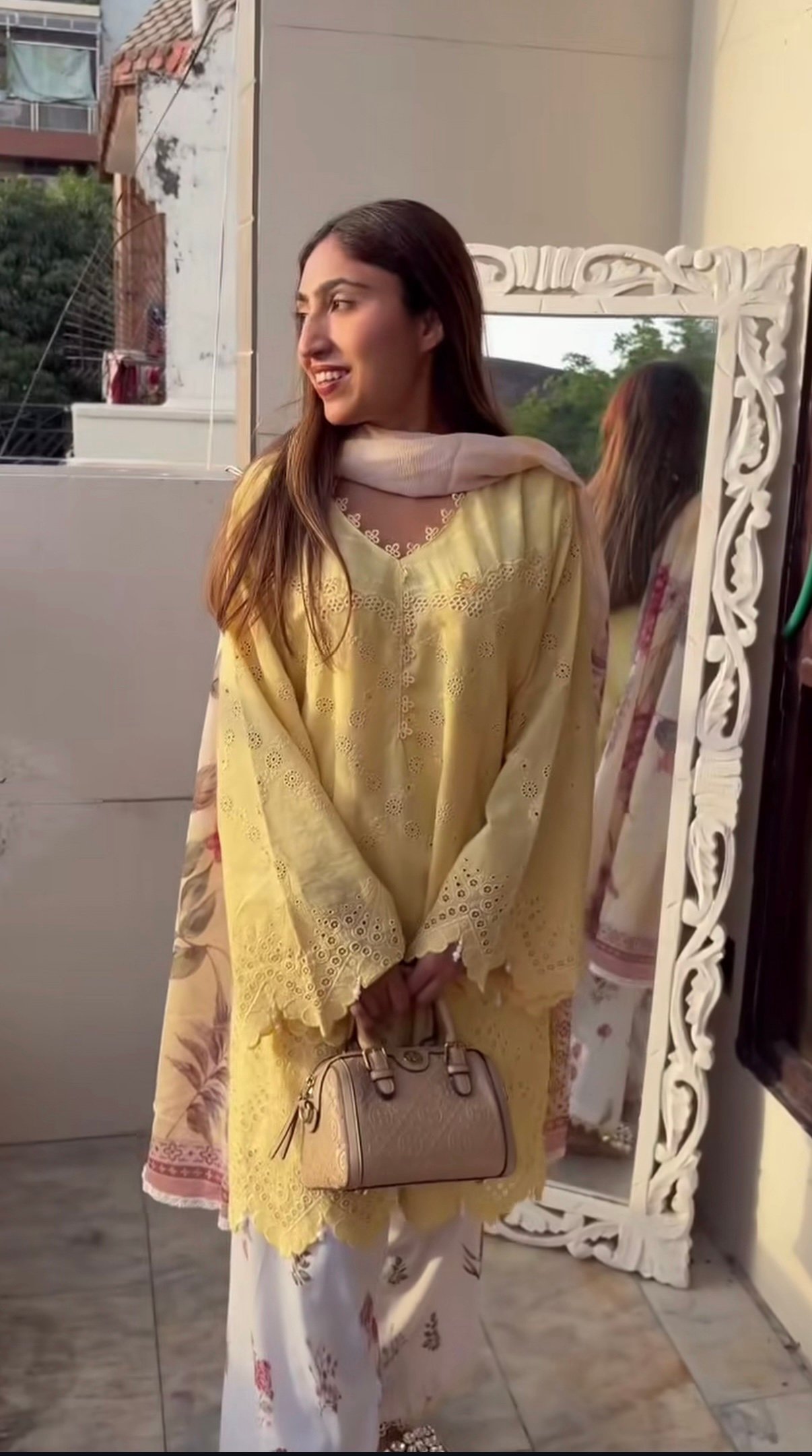 Sunheri Suit Set - Image 8