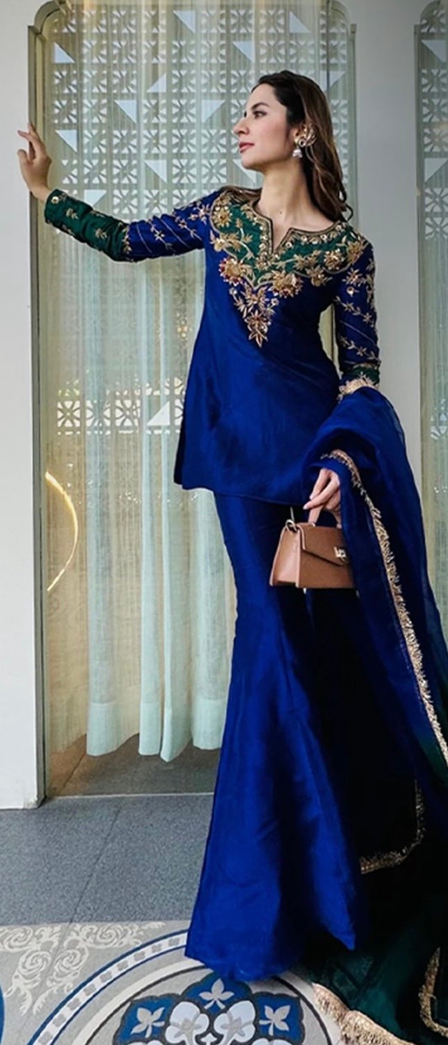 Shahi Gulneel Suit - Image 7